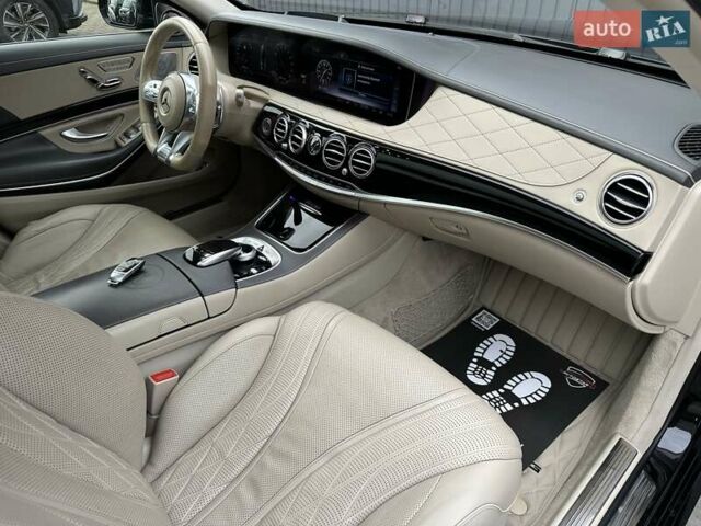 Черный Мерседес С Класс, объемом двигателя 3.98 л и пробегом 157 тыс. км за 72500 $, фото 72 на Automoto.ua