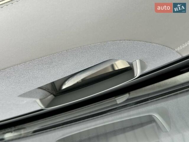 Черный Мерседес С Класс, объемом двигателя 3.98 л и пробегом 157 тыс. км за 72500 $, фото 64 на Automoto.ua