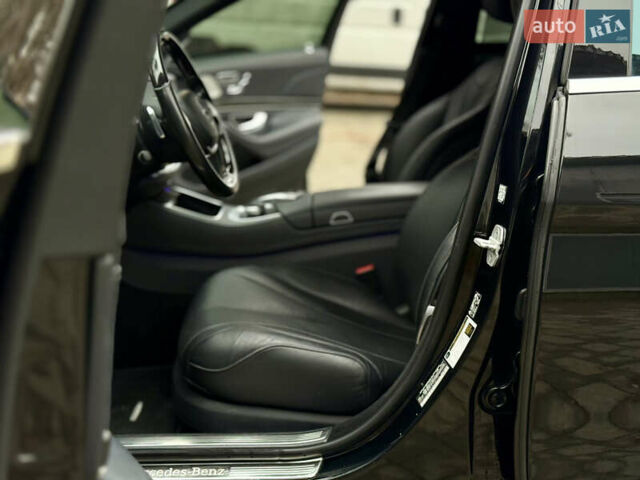 Черный Мерседес С Класс, объемом двигателя 4.66 л и пробегом 167 тыс. км за 32999 $, фото 53 на Automoto.ua