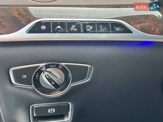 Черный Мерседес С Класс, объемом двигателя 2.99 л и пробегом 212 тыс. км за 43000 $, фото 18 на Automoto.ua