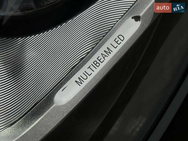 Черный Мерседес С Класс, объемом двигателя 3.98 л и пробегом 157 тыс. км за 72500 $, фото 7 на Automoto.ua