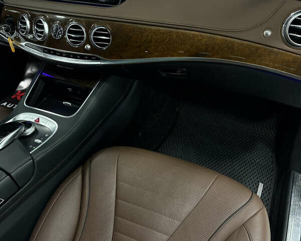 Чорний Мерседес С Клас, об'ємом двигуна 2.99 л та пробігом 217 тис. км за 42500 $, фото 19 на Automoto.ua