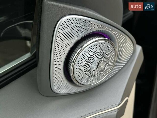 Черный Мерседес С Класс, объемом двигателя 3.98 л и пробегом 157 тыс. км за 72500 $, фото 47 на Automoto.ua