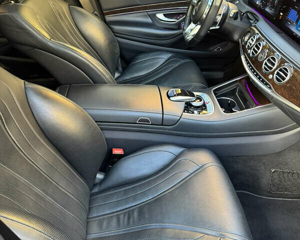 Черный Мерседес С Класс, объемом двигателя 3.98 л и пробегом 114 тыс. км за 63000 $, фото 16 на Automoto.ua