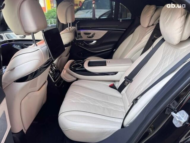 Мерседес С Класс 2017 в Львове на Automoto.ua Черный Мерседес С Класс, объемом двигателя 3 л и пробегом 125 тыс. км за 53000 $, фото 7 на Automoto.ua