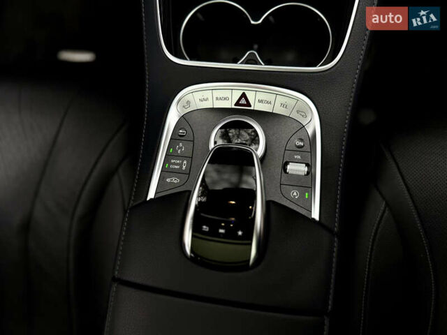 Черный Мерседес С Класс, объемом двигателя 4.66 л и пробегом 167 тыс. км за 32999 $, фото 87 на Automoto.ua