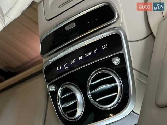Черный Мерседес С Класс, объемом двигателя 3.98 л и пробегом 157 тыс. км за 72500 $, фото 32 на Automoto.ua