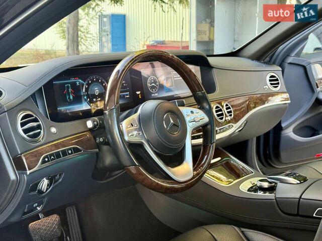 Чорний Мерседес С Клас, об'ємом двигуна 3 л та пробігом 87 тис. км за 45500 $, фото 24 на Automoto.ua