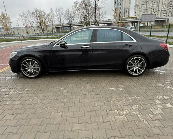 Черный Мерседес С Класс, объемом двигателя 3 л и пробегом 150 тыс. км за 55000 $, фото 4 на Automoto.ua