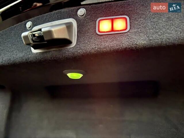 Черный Мерседес С Класс, объемом двигателя 4.66 л и пробегом 103 тыс. км за 31990 $, фото 38 на Automoto.ua