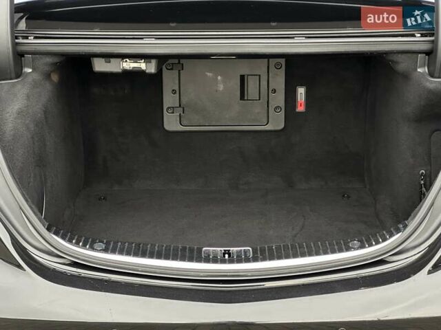 Черный Мерседес С Класс, объемом двигателя 3.98 л и пробегом 157 тыс. км за 72500 $, фото 23 на Automoto.ua