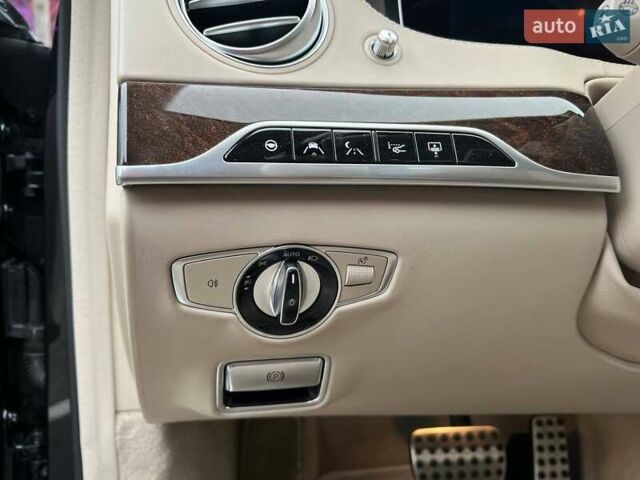 Черный Мерседес С Класс, объемом двигателя 3.98 л и пробегом 104 тыс. км за 66990 $, фото 17 на Automoto.ua