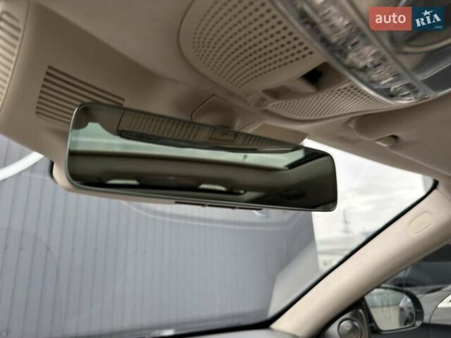 Черный Мерседес С Класс, объемом двигателя 4 л и пробегом 164 тыс. км за 61900 $, фото 60 на Automoto.ua