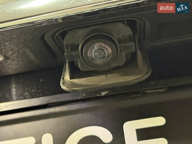 Чорний Мерседес С Клас, об'ємом двигуна 4 л та пробігом 123 тис. км за 72000 $, фото 38 на Automoto.ua