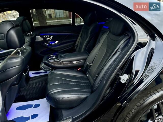 Черный Мерседес С Класс, объемом двигателя 4.66 л и пробегом 103 тыс. км за 31990 $, фото 17 на Automoto.ua