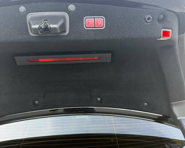 Чорний Мерседес С Клас, об'ємом двигуна 2.99 л та пробігом 178 тис. км за 47000 $, фото 8 на Automoto.ua