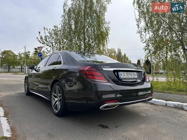 Черный Мерседес С Класс, объемом двигателя 3.98 л и пробегом 175 тыс. км за 57000 $, фото 1 на Automoto.ua