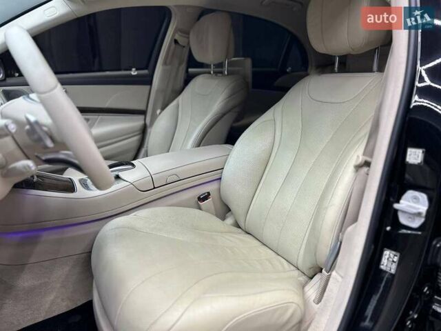 Черный Мерседес С Класс, объемом двигателя 3 л и пробегом 178 тыс. км за 45900 $, фото 7 на Automoto.ua