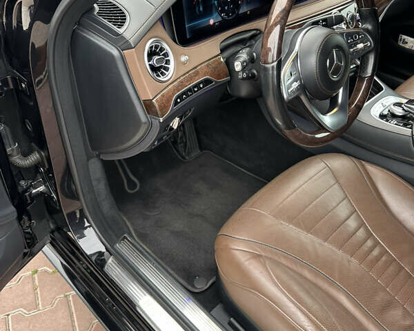 Чорний Мерседес С Клас, об'ємом двигуна 2.93 л та пробігом 193 тис. км за 56000 $, фото 5 на Automoto.ua