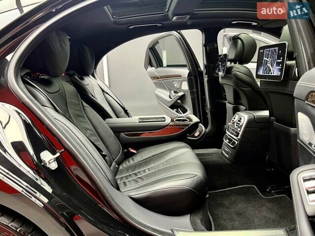 Чорний Мерседес С Клас, об'ємом двигуна 3 л та пробігом 181 тис. км за 49900 $, фото 46 на Automoto.ua