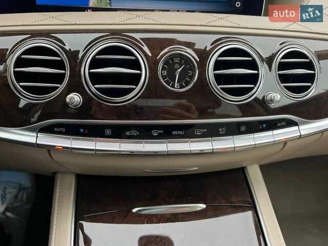 Черный Мерседес С Класс, объемом двигателя 3.98 л и пробегом 104 тыс. км за 66990 $, фото 26 на Automoto.ua