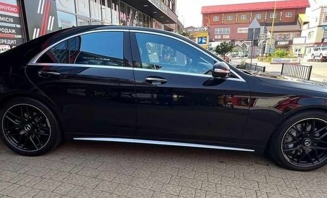 Мерседес С Класс 2017 в Львове на Automoto.ua Черный Мерседес С Класс, объемом двигателя 3 л и пробегом 125 тыс. км за 53000 $, фото 1 на Automoto.ua