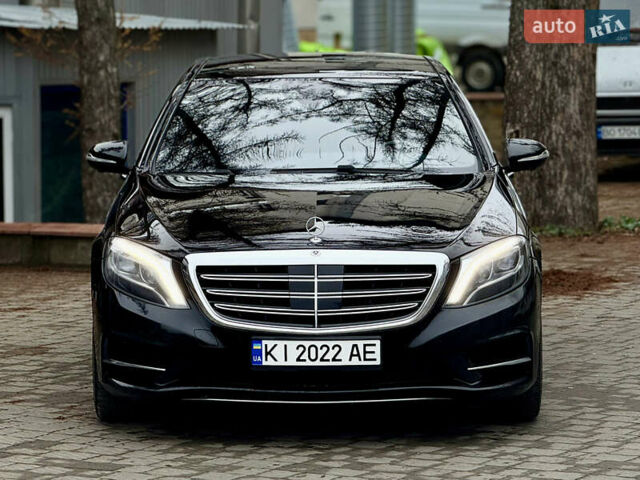 Черный Мерседес С Класс, объемом двигателя 4.66 л и пробегом 167 тыс. км за 32999 $, фото 4 на Automoto.ua
