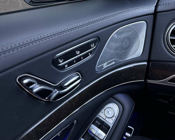 Черный Мерседес С Класс, объемом двигателя 3 л и пробегом 170 тыс. км за 37900 $, фото 22 на Automoto.ua