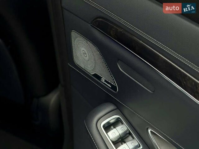 Черный Мерседес С Класс, объемом двигателя 4.66 л и пробегом 167 тыс. км за 32999 $, фото 70 на Automoto.ua