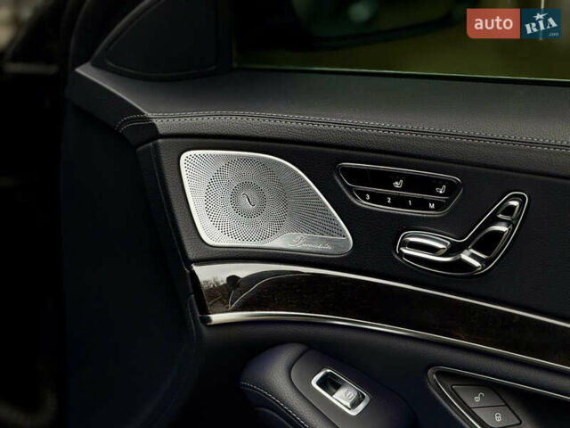 Черный Мерседес С Класс, объемом двигателя 4.66 л и пробегом 167 тыс. км за 32999 $, фото 80 на Automoto.ua