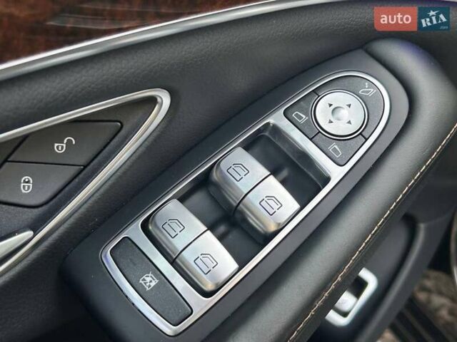 Черный Мерседес С Класс, объемом двигателя 2.99 л и пробегом 212 тыс. км за 43000 $, фото 14 на Automoto.ua