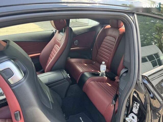 Чорний Мерседес С Клас, об'ємом двигуна 3 л та пробігом 102 тис. км за 34500 $, фото 5 на Automoto.ua