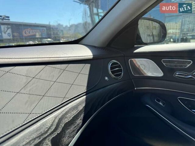 Чорний Мерседес С Клас, об'ємом двигуна 3.99 л та пробігом 111 тис. км за 68500 $, фото 51 на Automoto.ua