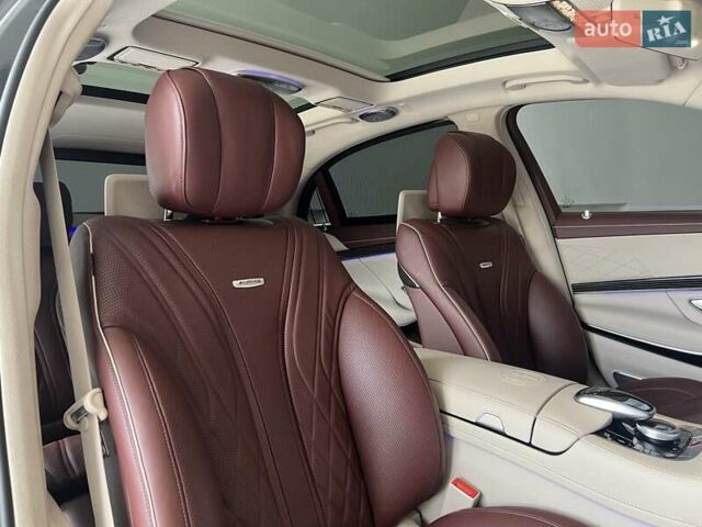 Чорний Мерседес С Клас, об'ємом двигуна 3.98 л та пробігом 61 тис. км за 102900 $, фото 28 на Automoto.ua