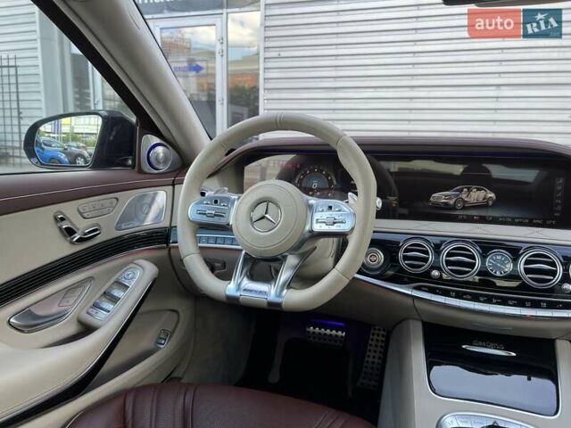 Черный Мерседес С Класс, объемом двигателя 3.98 л и пробегом 61 тыс. км за 102900 $, фото 16 на Automoto.ua