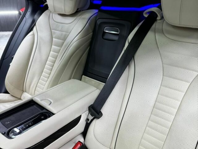 Черный Мерседес С Класс, объемом двигателя 3 л и пробегом 179 тыс. км за 56500 $, фото 12 на Automoto.ua