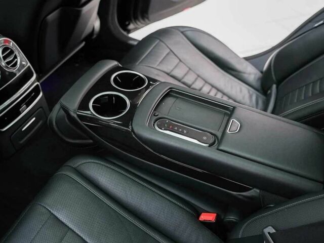 Чорний Мерседес С Клас, об'ємом двигуна 2.9 л та пробігом 99 тис. км за 34650 $, фото 10 на Automoto.ua