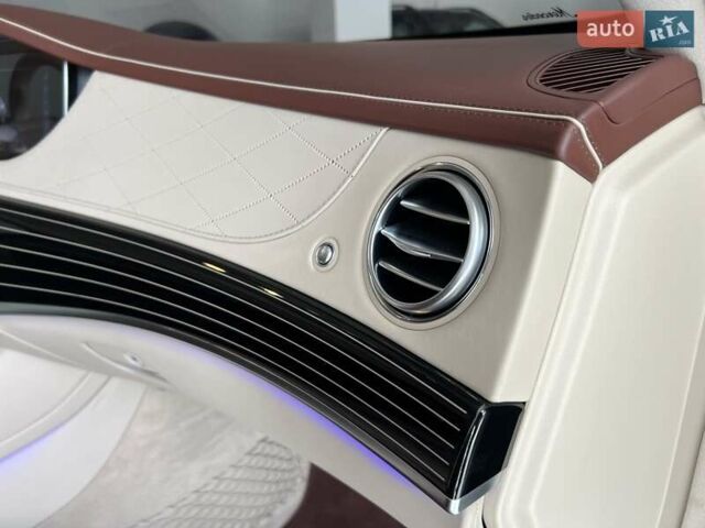 Чорний Мерседес С Клас, об'ємом двигуна 3.98 л та пробігом 61 тис. км за 102900 $, фото 30 на Automoto.ua