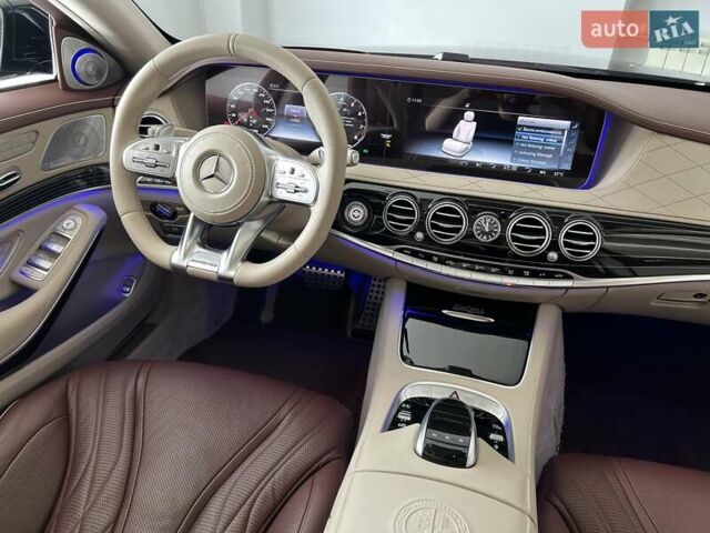 Чорний Мерседес С Клас, об'ємом двигуна 3.98 л та пробігом 61 тис. км за 102900 $, фото 15 на Automoto.ua