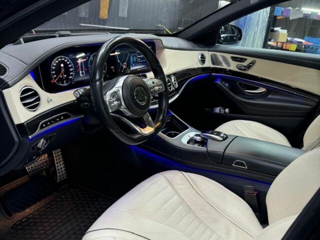 Черный Мерседес С Класс, объемом двигателя 3 л и пробегом 179 тыс. км за 56500 $, фото 6 на Automoto.ua