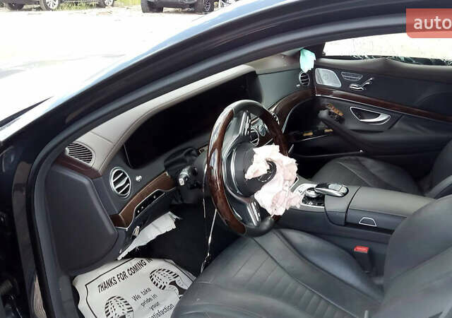 Черный Мерседес С Класс, объемом двигателя 0 л и пробегом 72 тыс. км за 29800 $, фото 8 на Automoto.ua