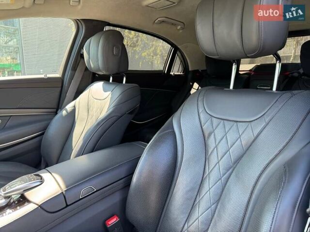 Чорний Мерседес С Клас, об'ємом двигуна 3.99 л та пробігом 111 тис. км за 68500 $, фото 24 на Automoto.ua