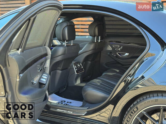 Черный Мерседес С Класс, объемом двигателя 3.98 л и пробегом 95 тыс. км за 80999 $, фото 27 на Automoto.ua