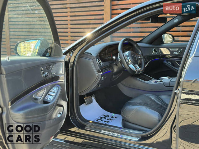 Черный Мерседес С Класс, объемом двигателя 3.98 л и пробегом 95 тыс. км за 80999 $, фото 16 на Automoto.ua