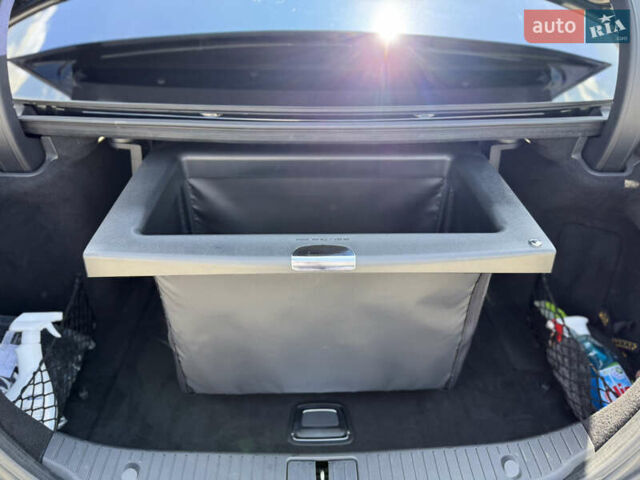 Чорний Мерседес С Клас, об'ємом двигуна 3 л та пробігом 131 тис. км за 49500 $, фото 18 на Automoto.ua