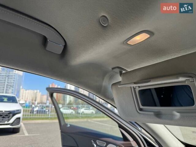 Чорний Мерседес С Клас, об'ємом двигуна 3.99 л та пробігом 111 тис. км за 68500 $, фото 48 на Automoto.ua