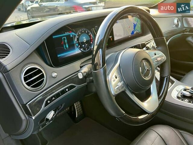 Черный Мерседес С Класс, объемом двигателя 3.99 л и пробегом 105 тыс. км за 59900 $, фото 19 на Automoto.ua