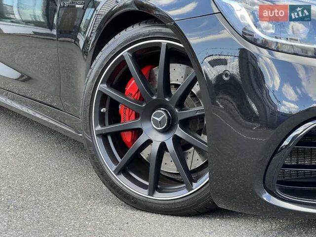 Черный Мерседес С Класс, объемом двигателя 3.98 л и пробегом 61 тыс. км за 102900 $, фото 4 на Automoto.ua