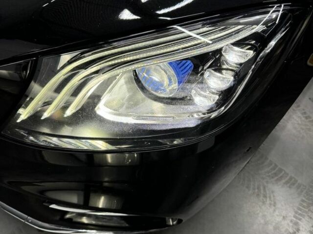 Черный Мерседес С Класс, объемом двигателя 3 л и пробегом 179 тыс. км за 56500 $, фото 4 на Automoto.ua