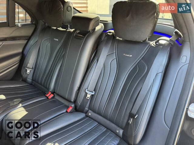 Черный Мерседес С Класс, объемом двигателя 3.98 л и пробегом 95 тыс. км за 80999 $, фото 29 на Automoto.ua